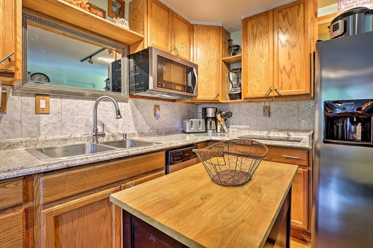 Great Location Downtown Kailua Kona, Beach And Pool Kailua-Kona